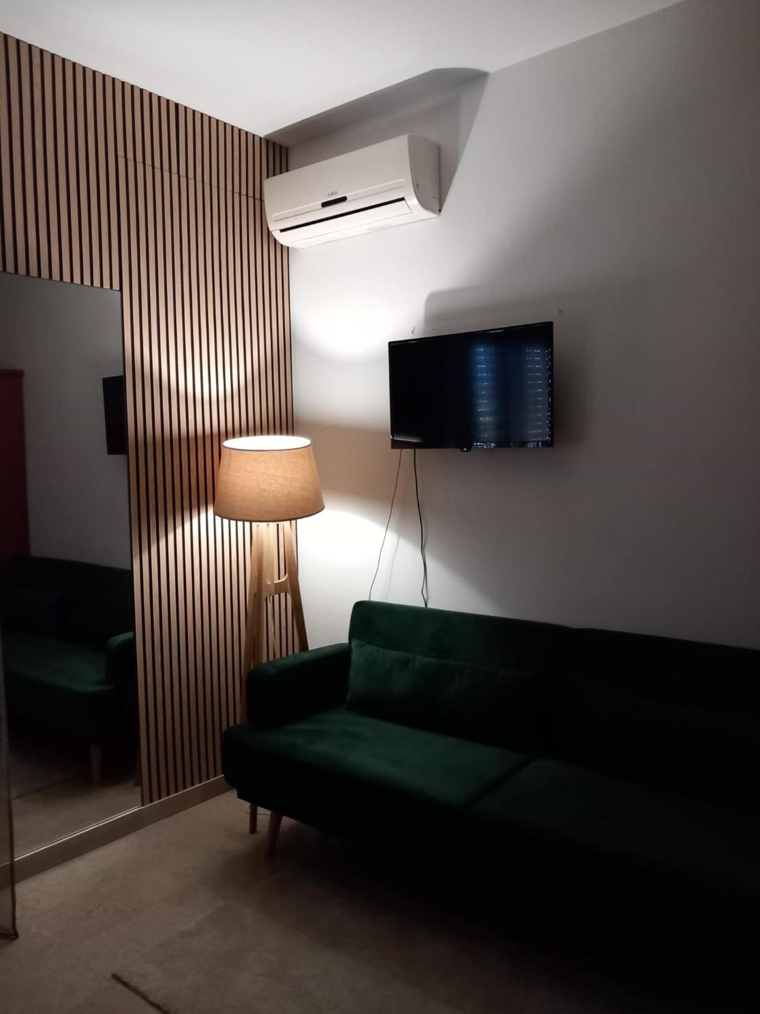 Baaria Porto Rooms มิลาซโซ ภายนอก รูปภาพ